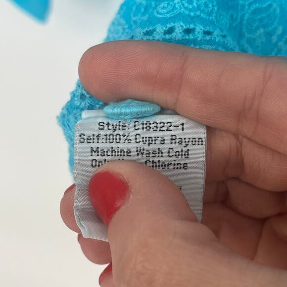 Johnny Was NYX Button Down Embroidered Eyelet Shirt Light Blue Size Medium - Picture 9 of 12